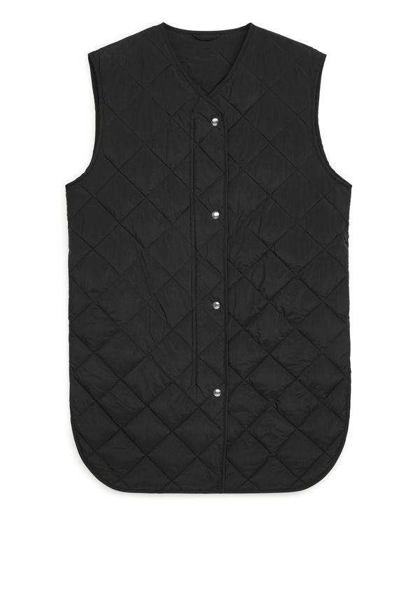 Arket Oversized Long Quilted Vest Black, Västar i storlek XS och färg Svart