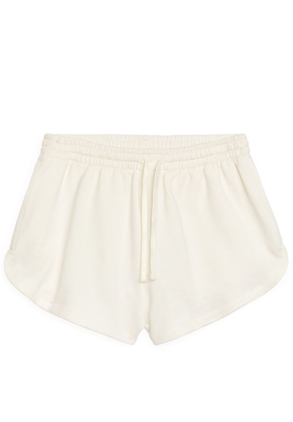 Arket Shorts I Fransk Frotté Off-white, Träningsshorts i storlek S och färg Vit