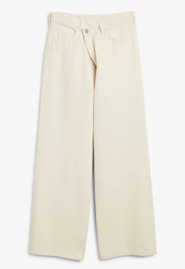 Asymmetric waist off-white jeans - White