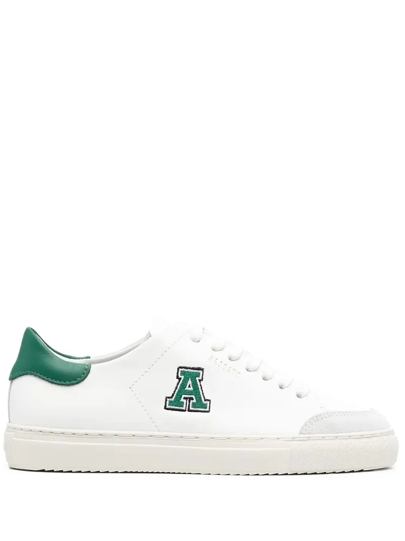 Axel Arigato låga sneakers med broderad logotyp - Vit