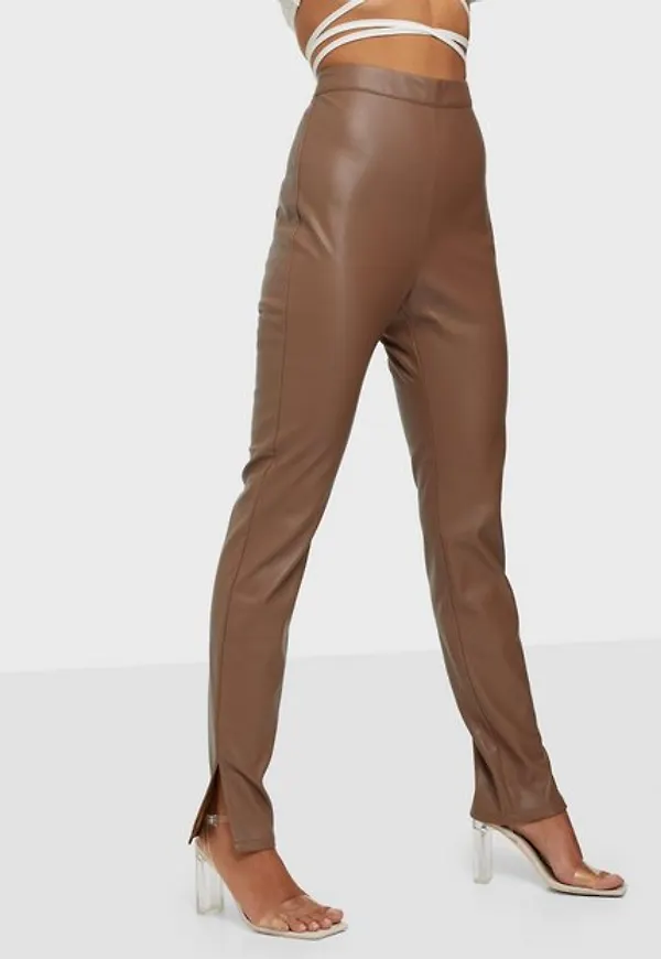 NLY Trend Split Up Pu Pants Skinn Brun