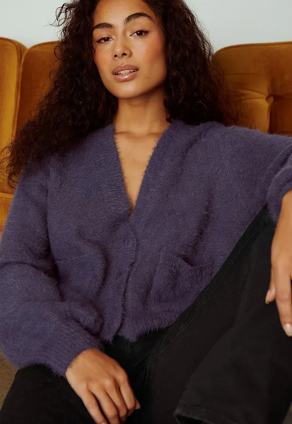Curated Styles Stickad cardigan - Blue