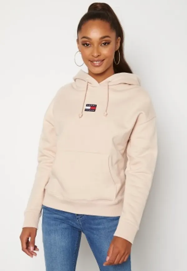 TOMMY JEANS Center Badge Hoodie ABI Smooth Stone S
