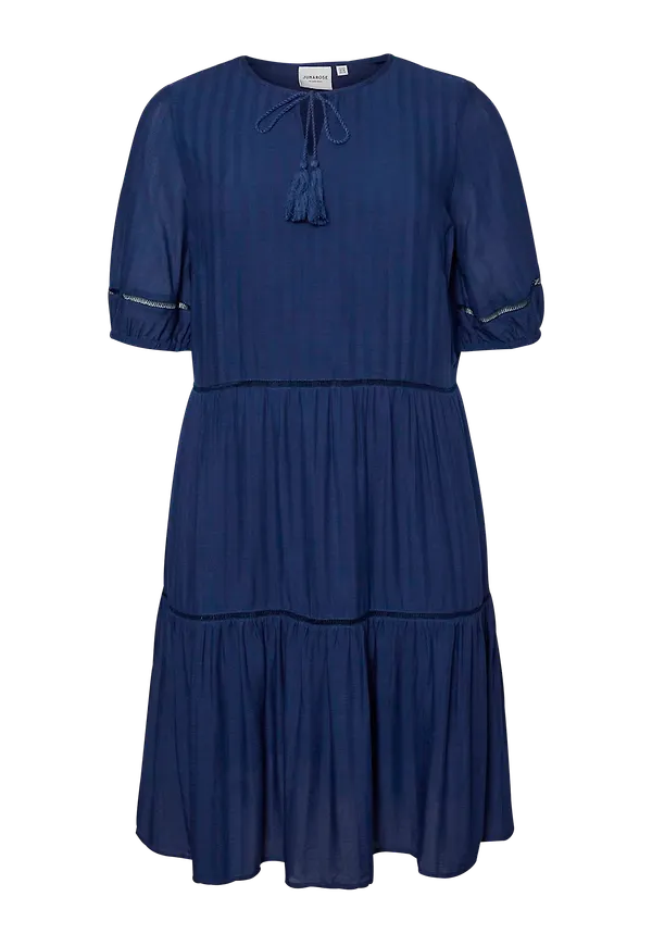 JUNAROSE by VERO MODA - Klänning jrValuna 2/4 Sleeve On Knee Dress - Blå