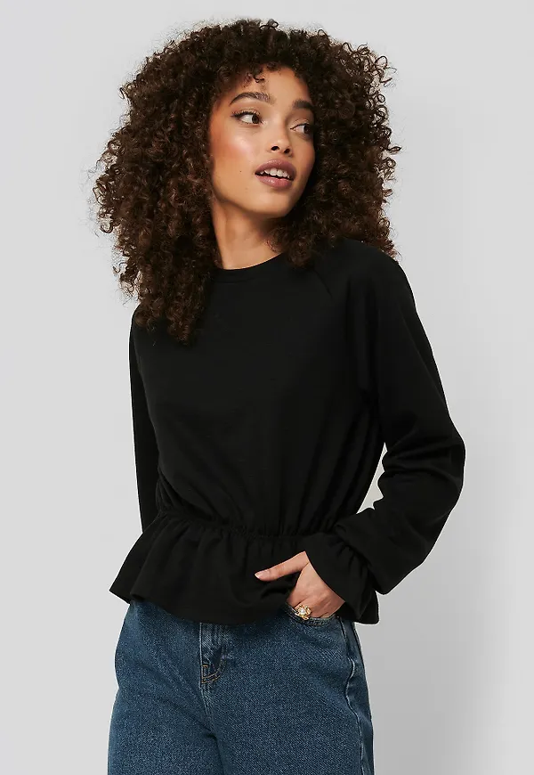 NA-KD Flounce Detail Jersey Top - Black