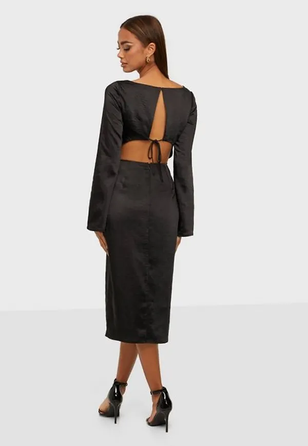 NLY Trend Back Detailed Dress Fodralklänningar Svart