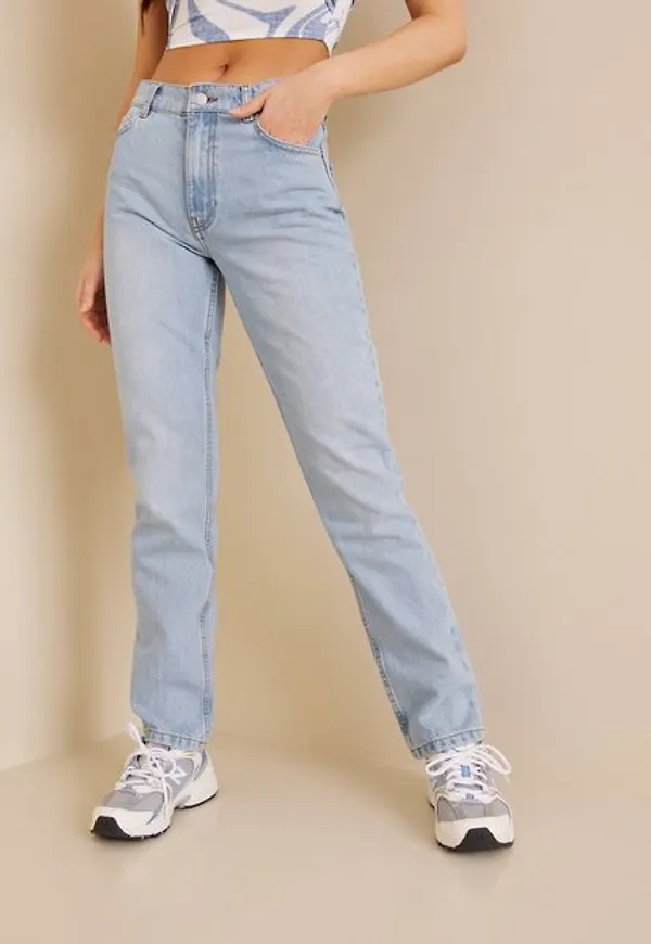 NLY Trend Mid Waist Tapered Leg Jeans Jeans Ljus Blå