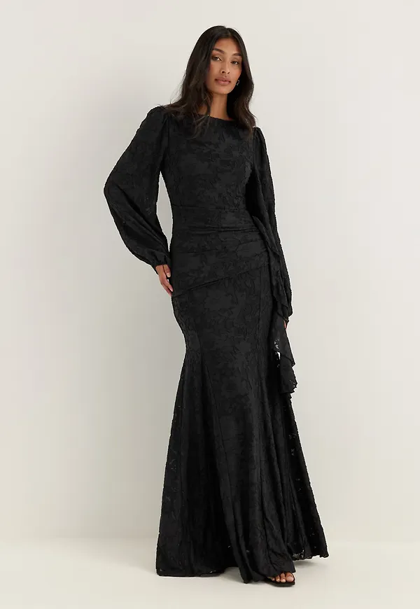 Balloon Sleeve Soft Jacquard Gown