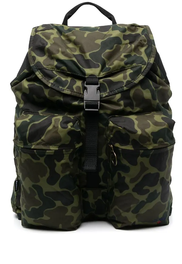 Barbour Noah kamouflagemönstrad ryggsäck - Grön