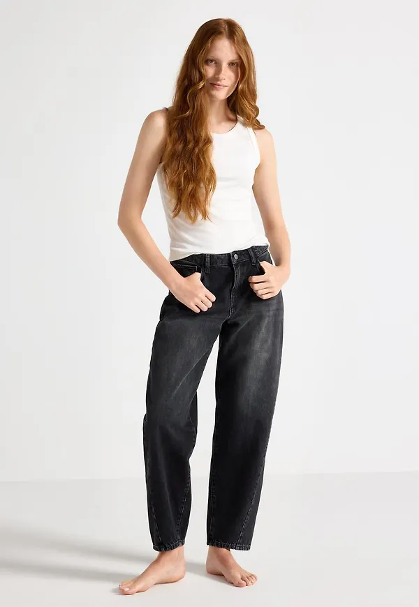 BARREL jeans med ankellängd