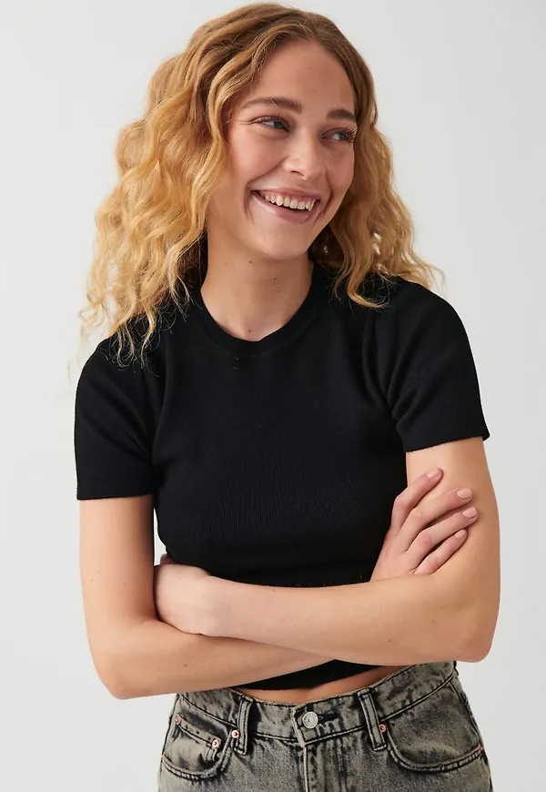 Basic knitted top