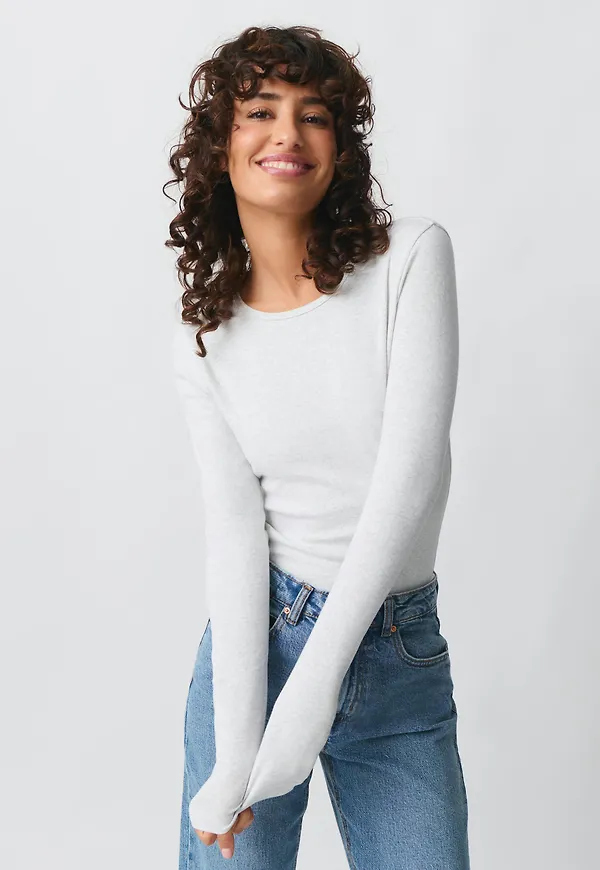 Basic long sleeve top