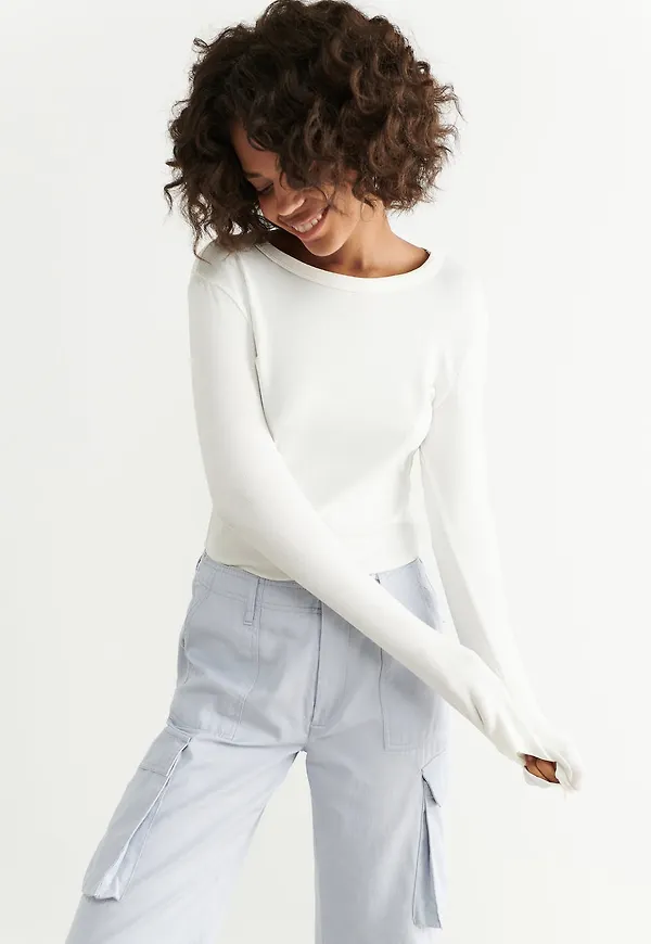 Basic long sleeve top