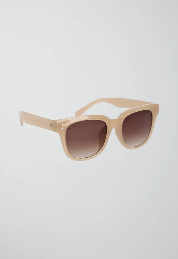 Basic sunglasses