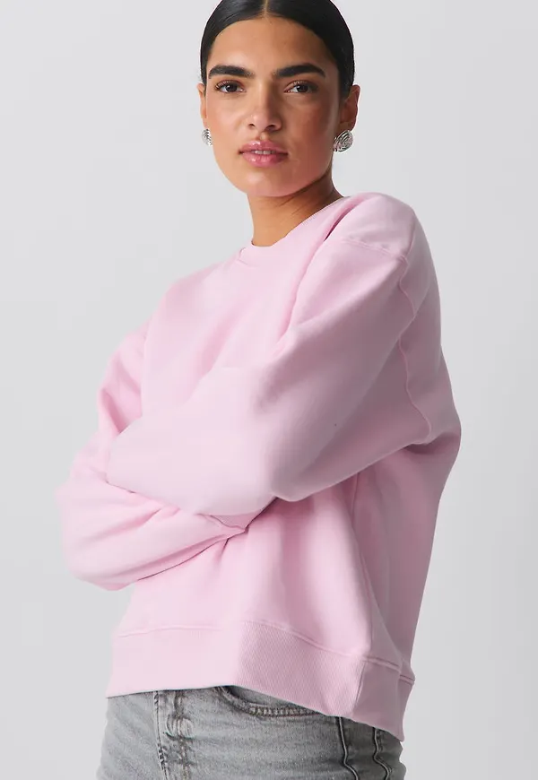 Basic sweater