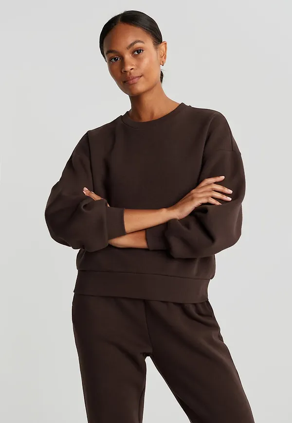 Basic sweater