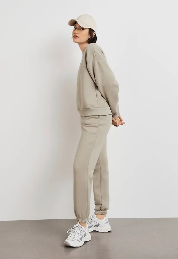 Basic sweatpants