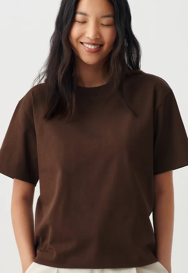 Basic tee