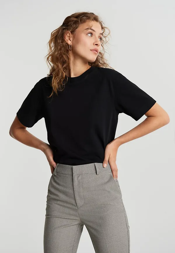 Basic tee