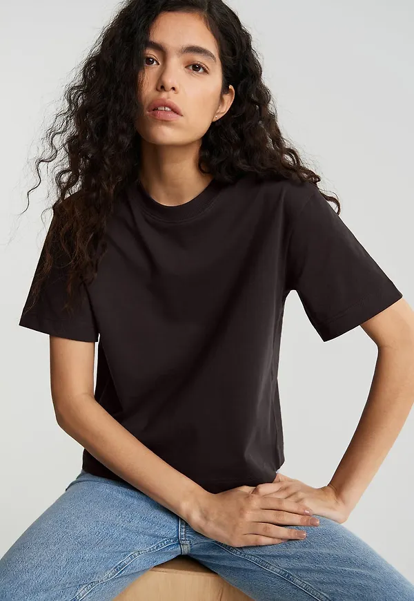 Basic tee