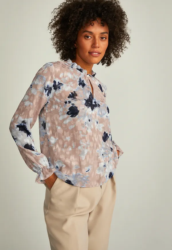 Basiraiw blouse