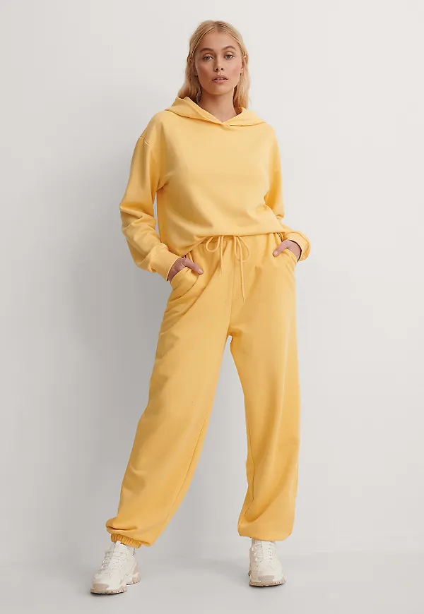 NA-KD Trend Ekologiskt Sweatpants - Yellow