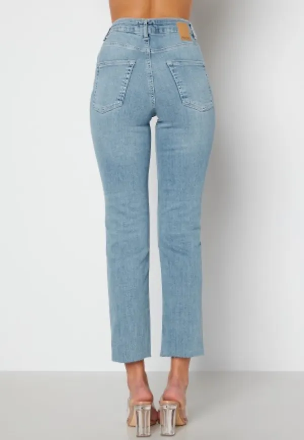Pieces Delly Straight HW Jeans Light Blue Denim L