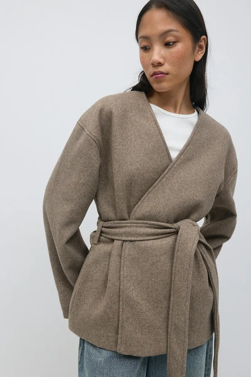 Belted short coat