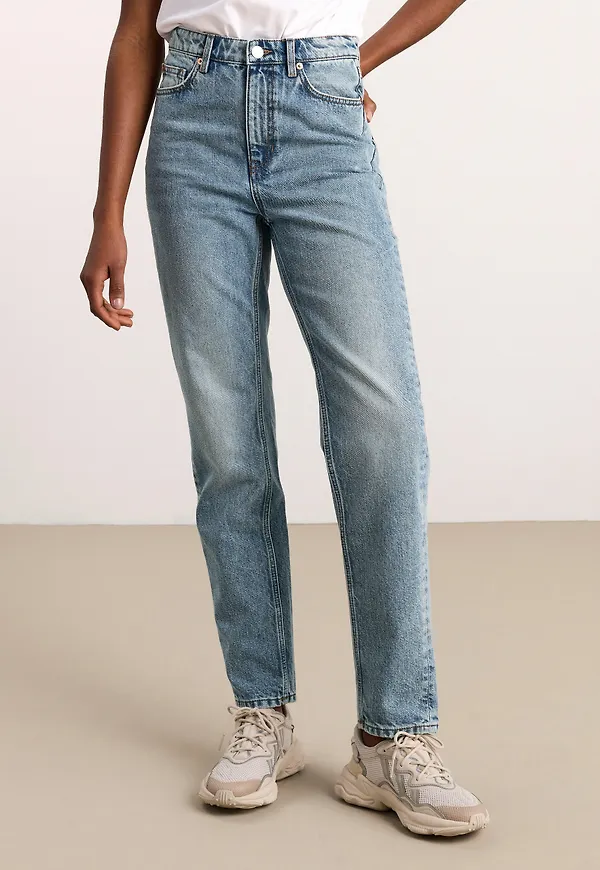 BETTY High Waist jeans
