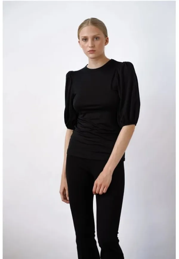 Biche Top - Black