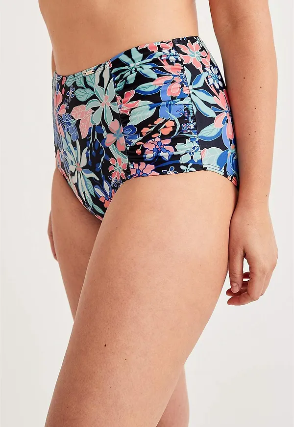 Bikinitrosa med hög midja