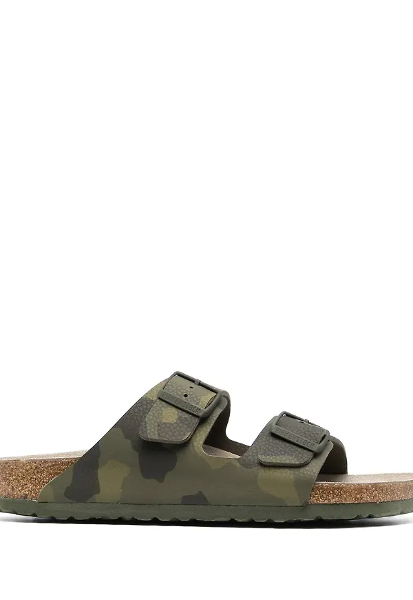 Birkenstock Arizona kamouflagemönstrade sandaler - Grön