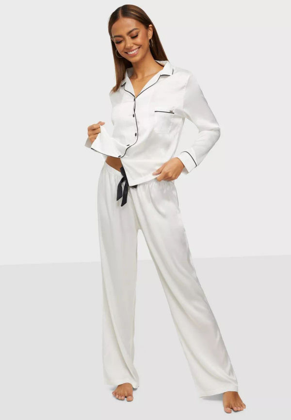 Bluebella - Pyjamas - Cream - Claudia Shirt and Trouser - Nattkläder