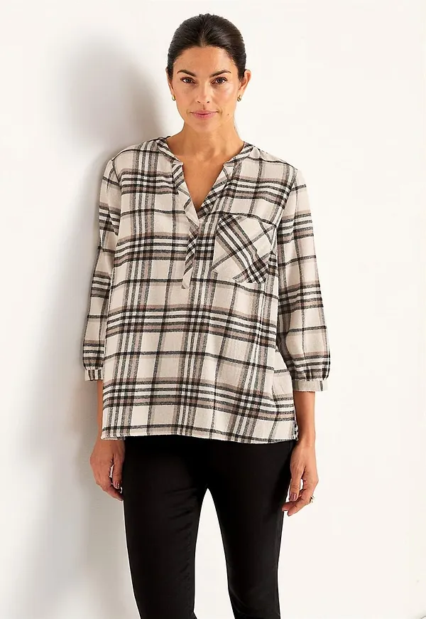 Blus i flanell med bröstficka