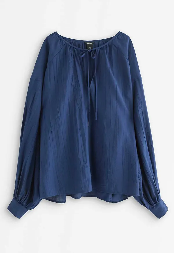 Blus i viskosblandning