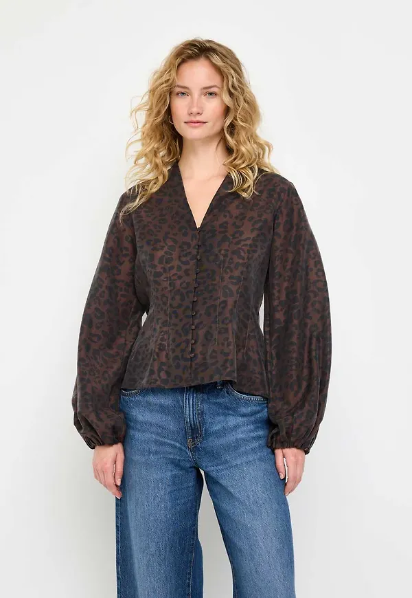 Blus med långa ärmar