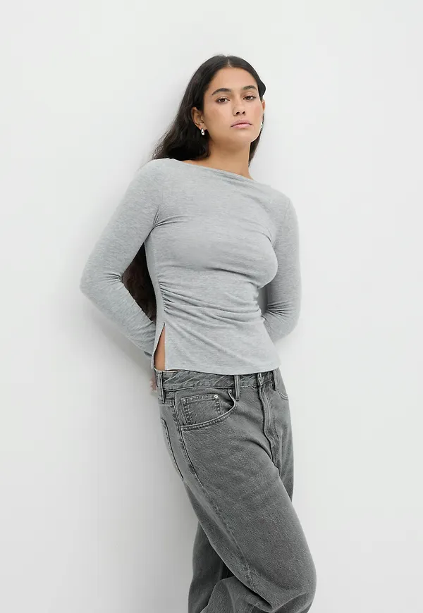Boatneck ruched top