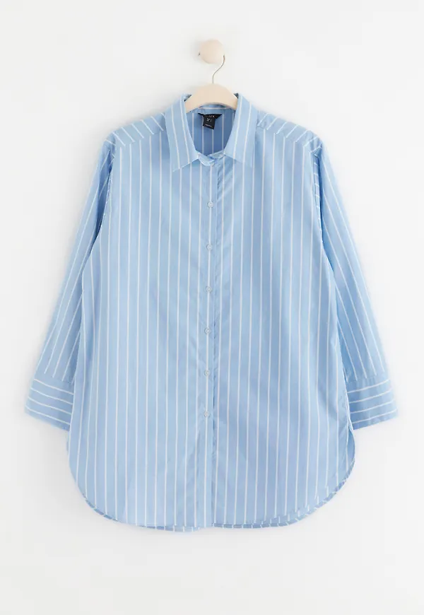 Bomullsskjorta i oversize-modell