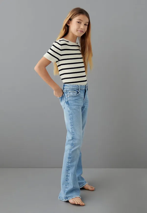 Bootcut jeans