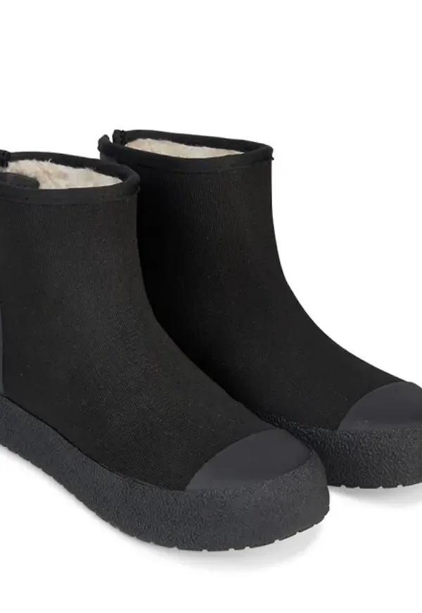 Boots Arch Hybrid