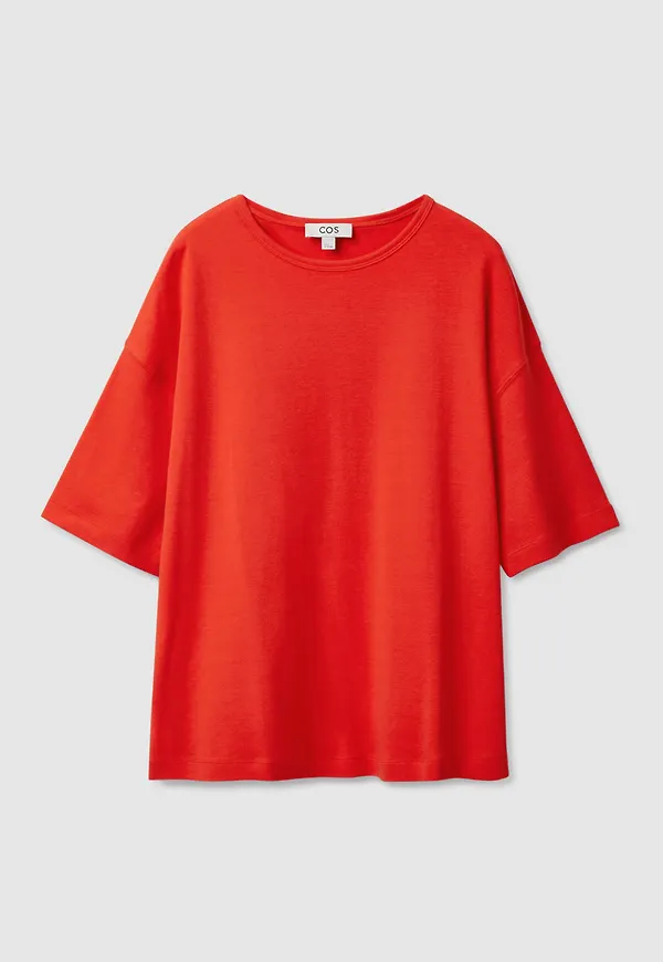 BOXY-FIT A-LINE T-SHIRT