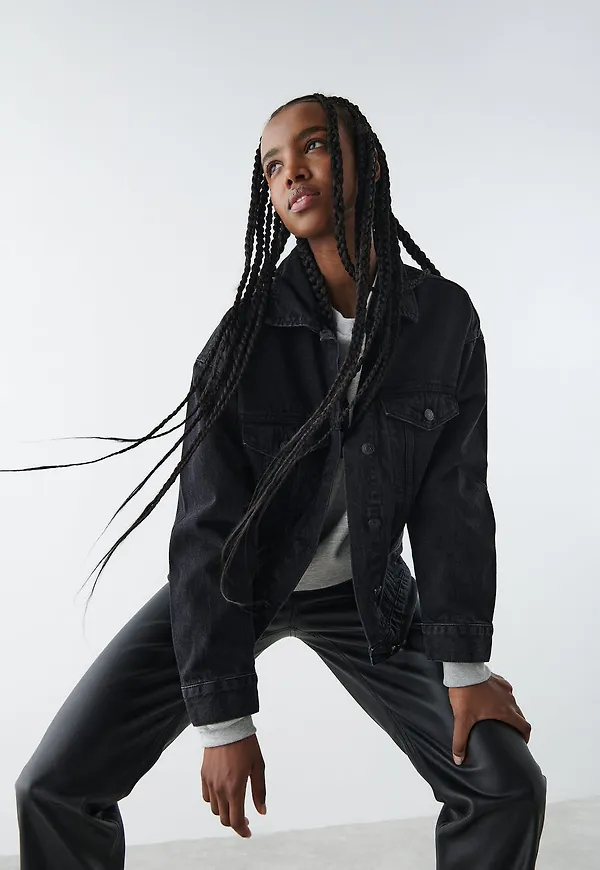Boxy denim jacket