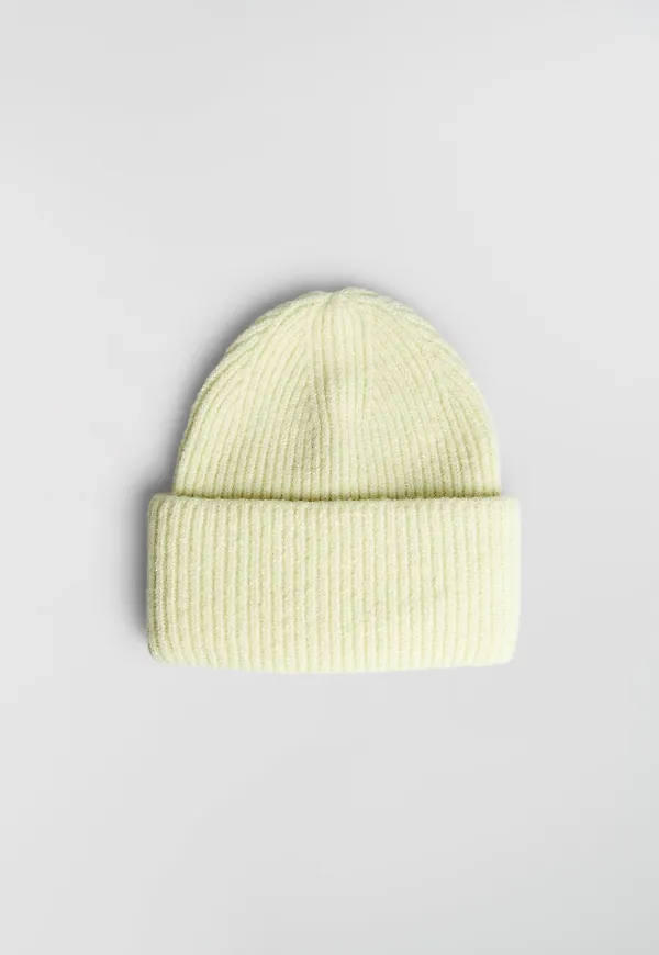 Brianna hat