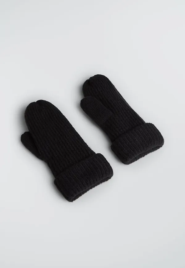 Brianna mittens