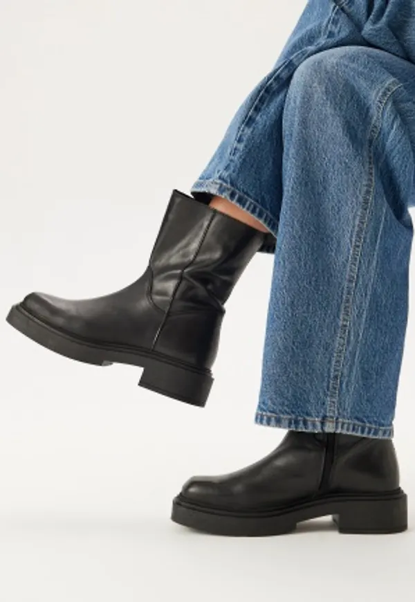 BUBBLEROOM Leather Chelsea Boots Black 36