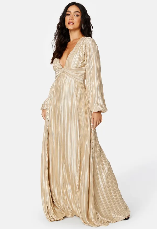 Bubbleroom Occasion Mae Pleated Gown Champagne 42