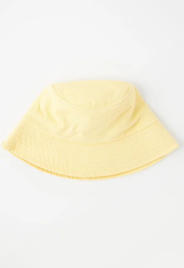Bucket hat