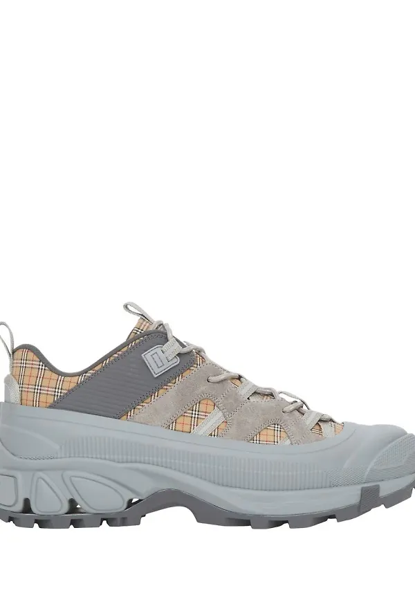 Burberry Arthur rutiga sneakers - Vit