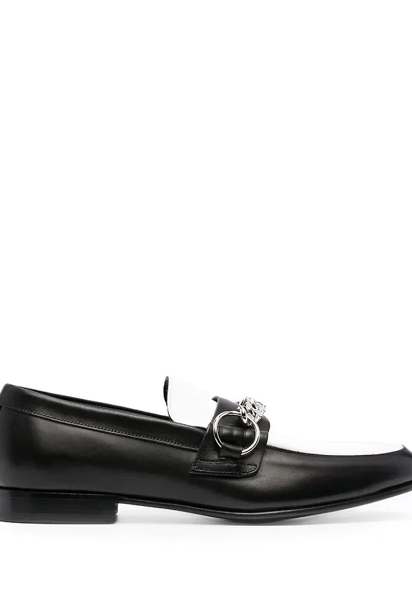 Burberry läderloafers med kedjedetalj - Svart