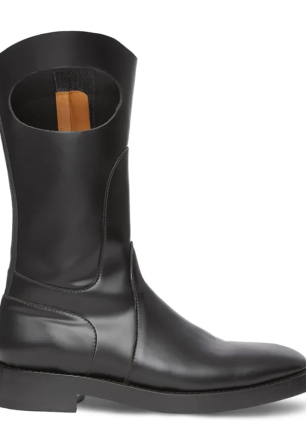 Burberry stövlar med utskuren detalj - Svart